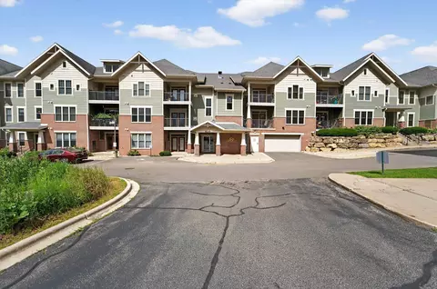 8253 Mayo Dr #304, Madison, WI 53719