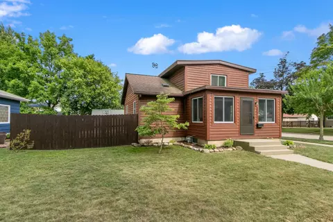 300 Shirley St, Fort Atkinson, WI 53538