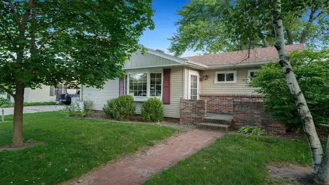 1105 Theodore St, Loves Park, IL 61111