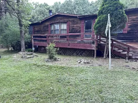 1150 Gale Ct, Wisconsin Dells, WI 53965