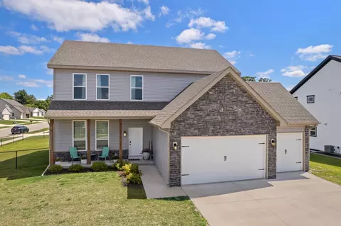 118 Douglas Dr, Brooklyn, WI 53521