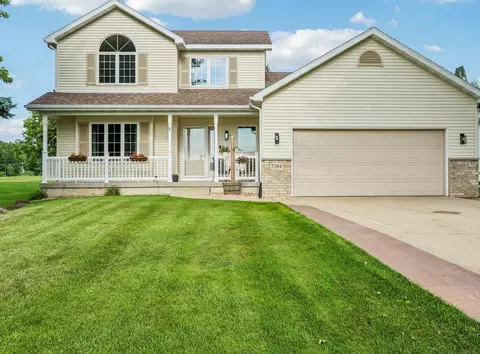 7204 St Dominic St, Sauk City, WI 53583