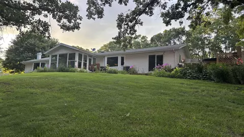 10118 N Trescher Rd, Milton, WI 53563
