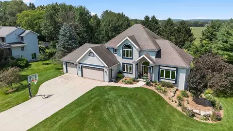 1461 Darcy Dr, Oregon, WI 53575