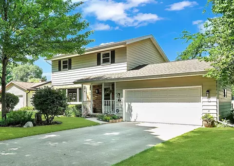 10 Lukken Ct, Madison, WI 53704