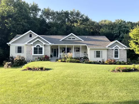 11870 N Heritage Rdg, Edgerton, WI 53534