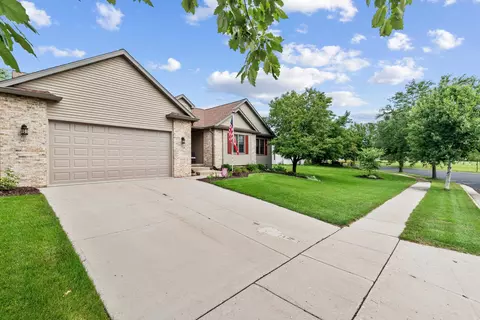 724 Harvest Ln, Stoughton, WI 53589