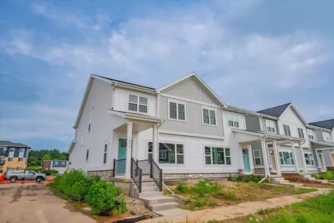4872 Suelo Rd, Fitchburg, WI 53711