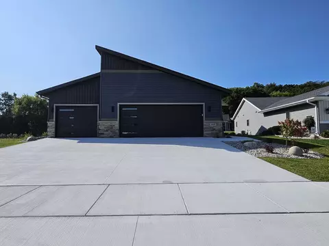 3800 Huntington Ave, Janesville, WI 53546