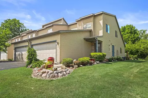 541 Knightsbridge Rd, Waunakee, WI 53597