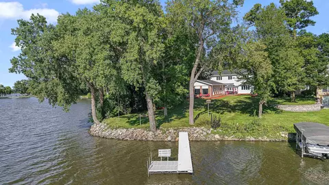 1120 Lake Shore Dr, Beaver Dam, WI 53916