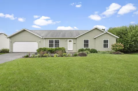 515 Olson Ct, Mineral Point, WI 53565