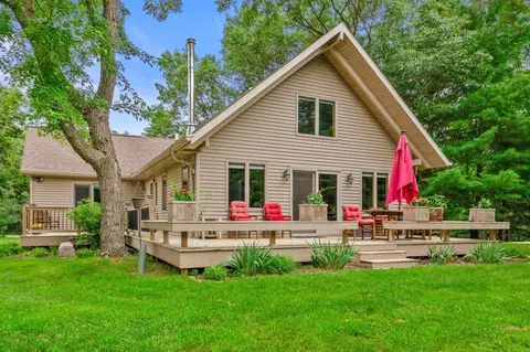 480 Tomahawk Trl, Nekoosa, WI 54457