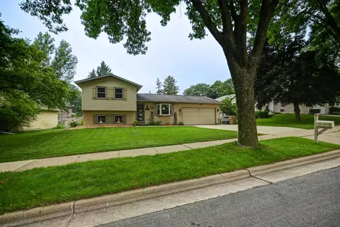 120 St Albans Ave, Madison, WI 53714