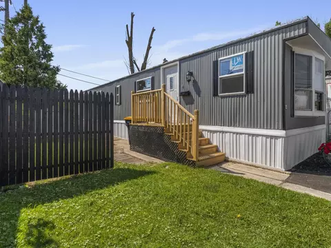 10211 W Greenfield Ave #4, West Allis, WI 53214