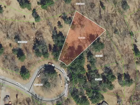345 Wildwood Trl, Nekoosa, WI 54457