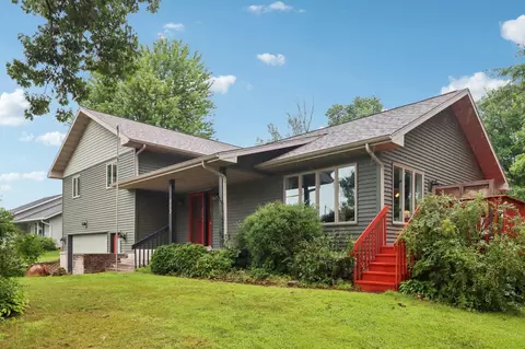953 Davies Rd, Spring Green, WI 53588