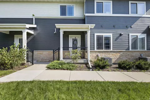 1805 N Windsor Ave, Cottage Grove, WI 53527