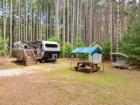 3690 Norway Ct, Wisconsin Dells, WI 53965