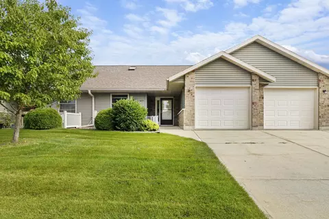 622 Sunset Dr, Lodi, WI 53555