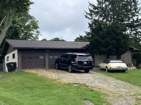 127 Church Ct, Footville, WI 53537