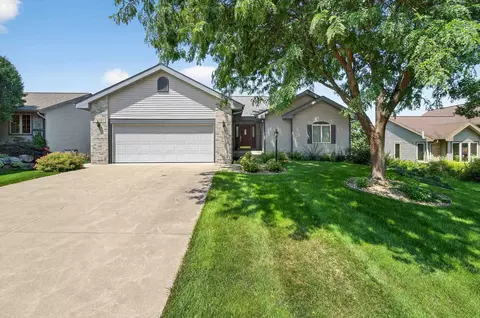 5574 Bantry Ln, Fitchburg, WI 53711