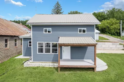 265 Main St, Loganville, WI 53943