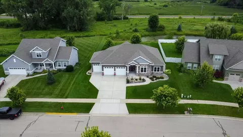 6631 Traveler Trl, Windsor, WI 53598