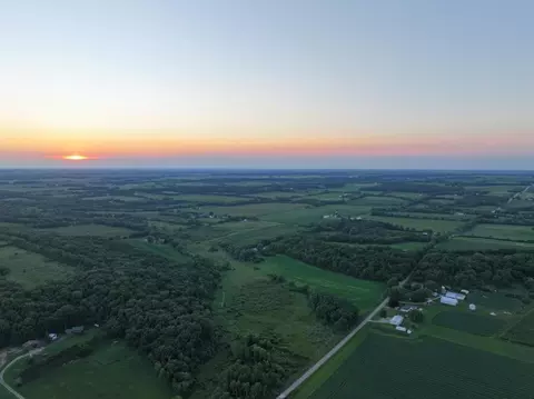 63 93 Ml Acres Altman Rd, Orfordville, WI 53576