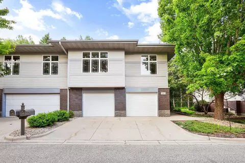 29 Deer Point Trl, Madison, WI 53719