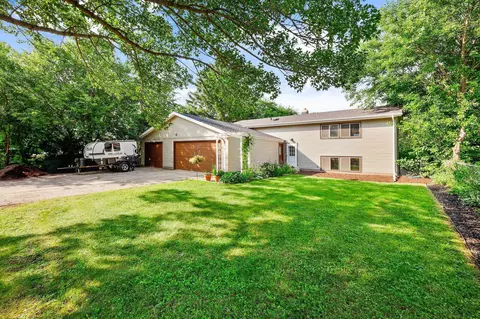 5222 Piccadilly Dr, Madison, WI 53714