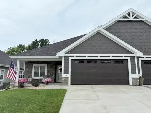 6705 Bellflower Pointe Dr, Deforest, WI 53532