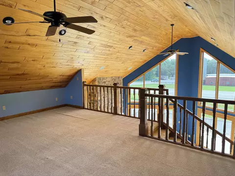 Living - 3610 S Highway 47, Rhinelander, WI 54501 photo 2 of 4