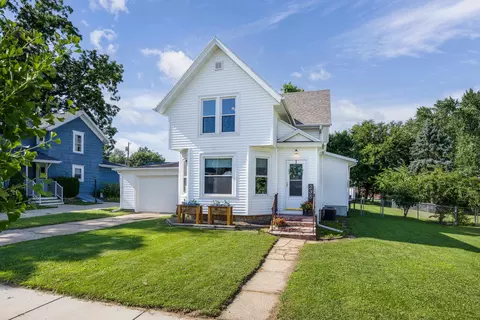 235 W Church St, Belleville, WI 53508