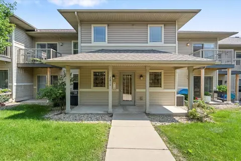 2814 Pleasant View Rd #202, Middleton, WI 53562