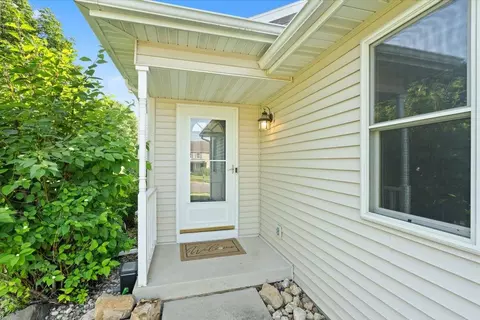 1115 Drumlin Dr, Verona, WI 53593
