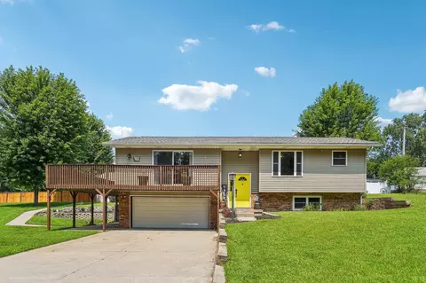 519 W Burns St, Portage, WI 53901