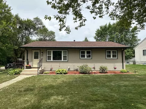 2151 Lenox St, Beloit, WI 53511