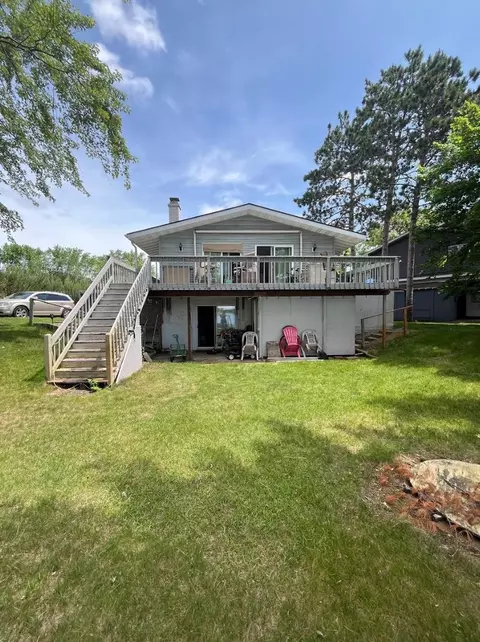 923 Sussex Ct, Nekoosa, WI 54457