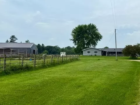 8185 Ellsworth Rd, Tomah, WI 54660