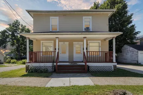 1115 Laurel Ave, Janesville, WI 53548