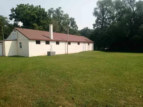 1737 Sixth St, Beloit, WI 53511