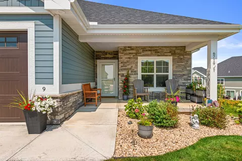 6719 Yahara Springs Ct, Deforest, WI 53532