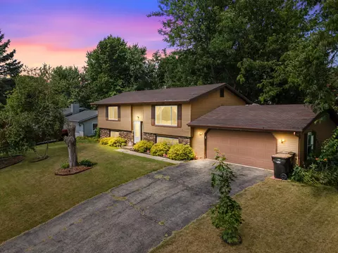 620 Acker Pkwy, Deforest, WI 53532