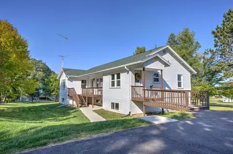 s5667 Old Lake Road, Baraboo, WI 53913