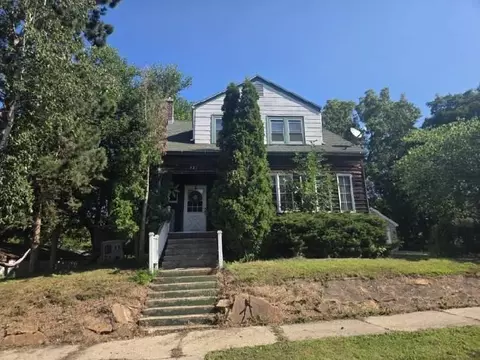 523 Vine St, Reedsburg, WI 53959