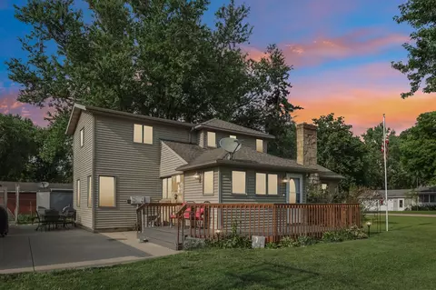 1021 Monroe St, Sauk City, WI 53583