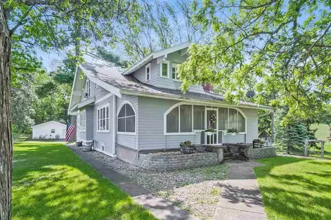 416 E Park St, Montello, WI 53949