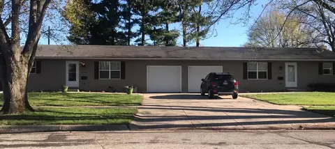 2406-2408 Roxbury Rd, Janesville, WI 53545