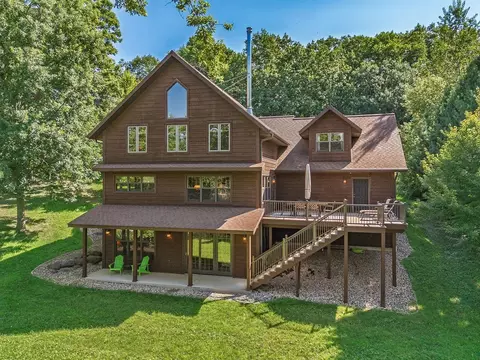 s727 Whippoorwill Court, La Valle, WI 53941